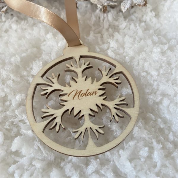 Boule de noël en bois - étoile – Image 2