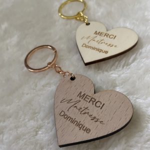 Porte-clés en bois "fin d'année scolaire"