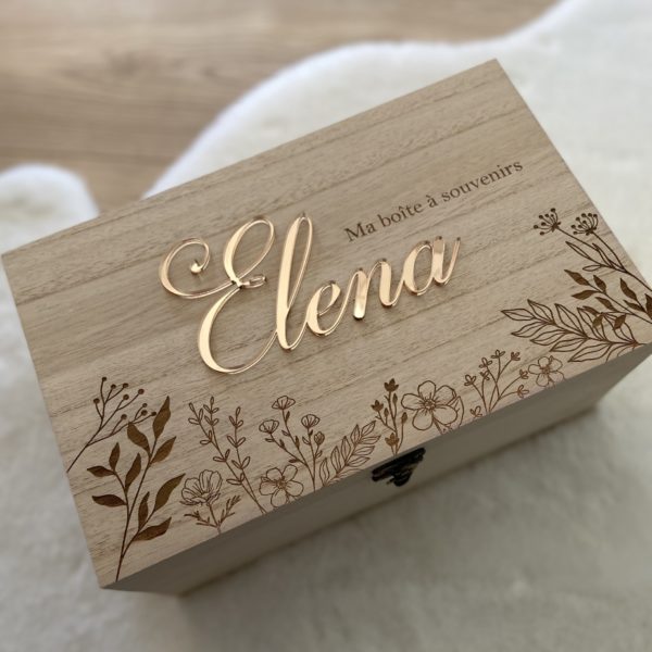Boîte en bois prénom en plexi (avec insert)