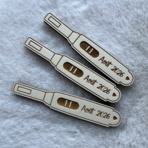 Test de grossesse en bois