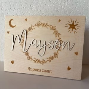 Grande boîte en bois avec prénom "Couronne de feuille et lune"